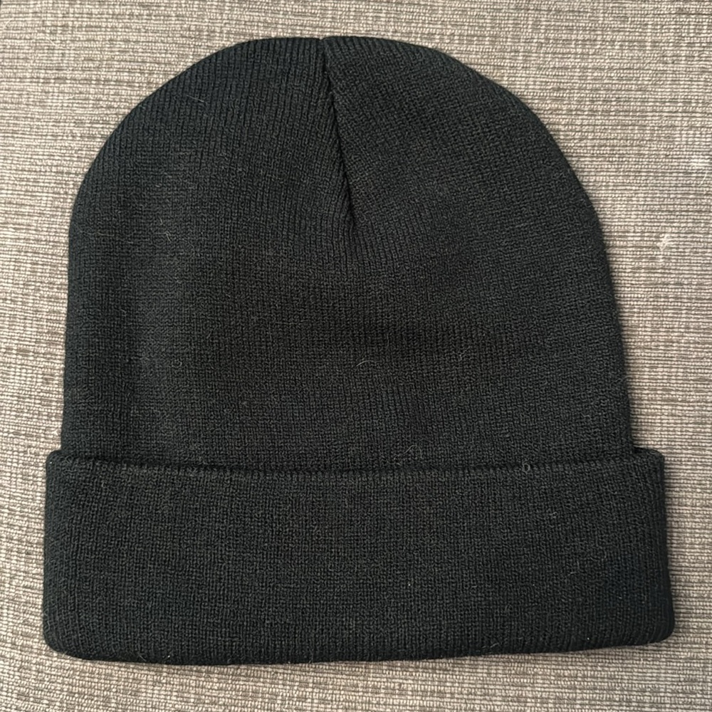 Knit hat - Picture 2 of 2